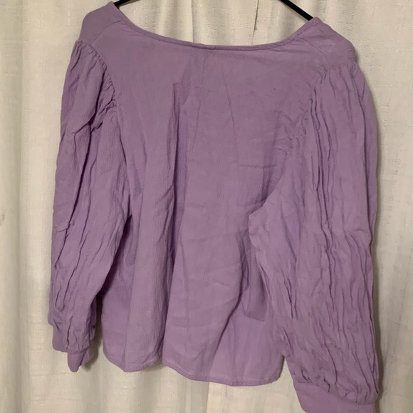 Lavender blouse - Picture 2 of 3